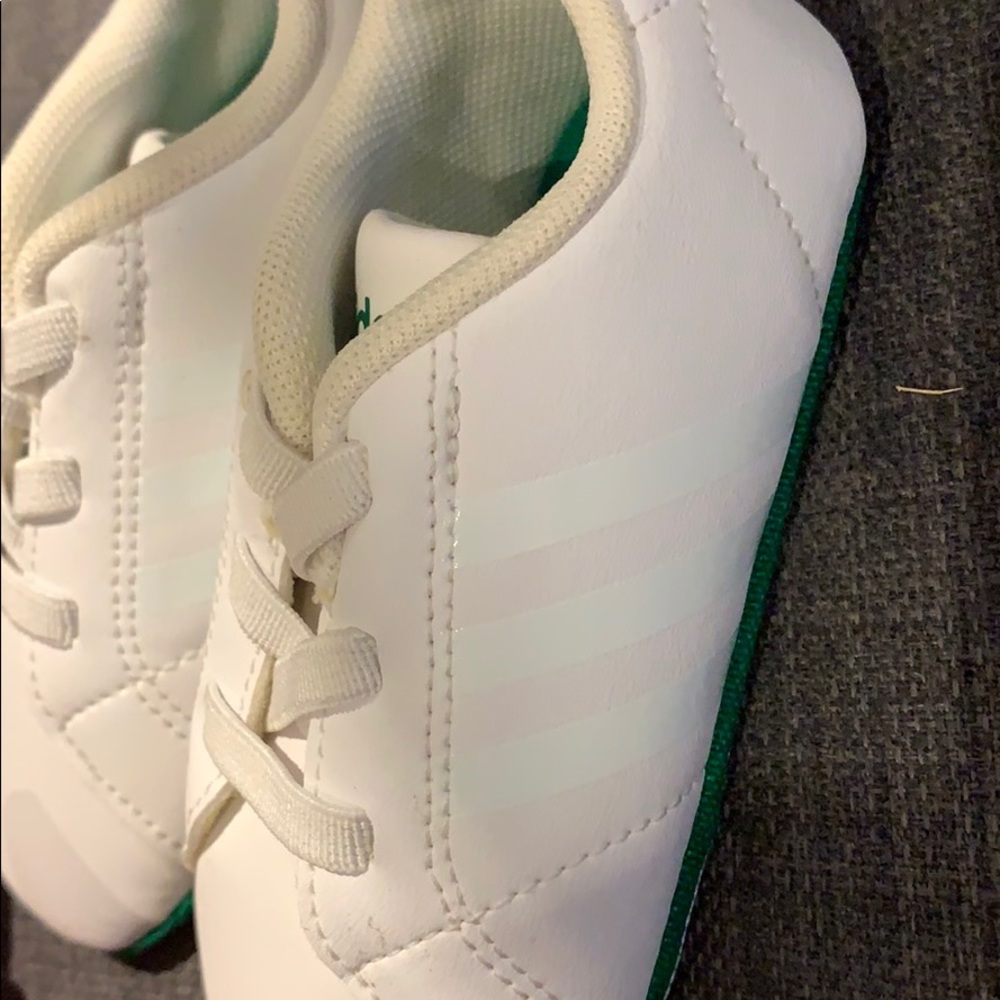NEW adidas shoes size 3 boys - Picture 3 of 3